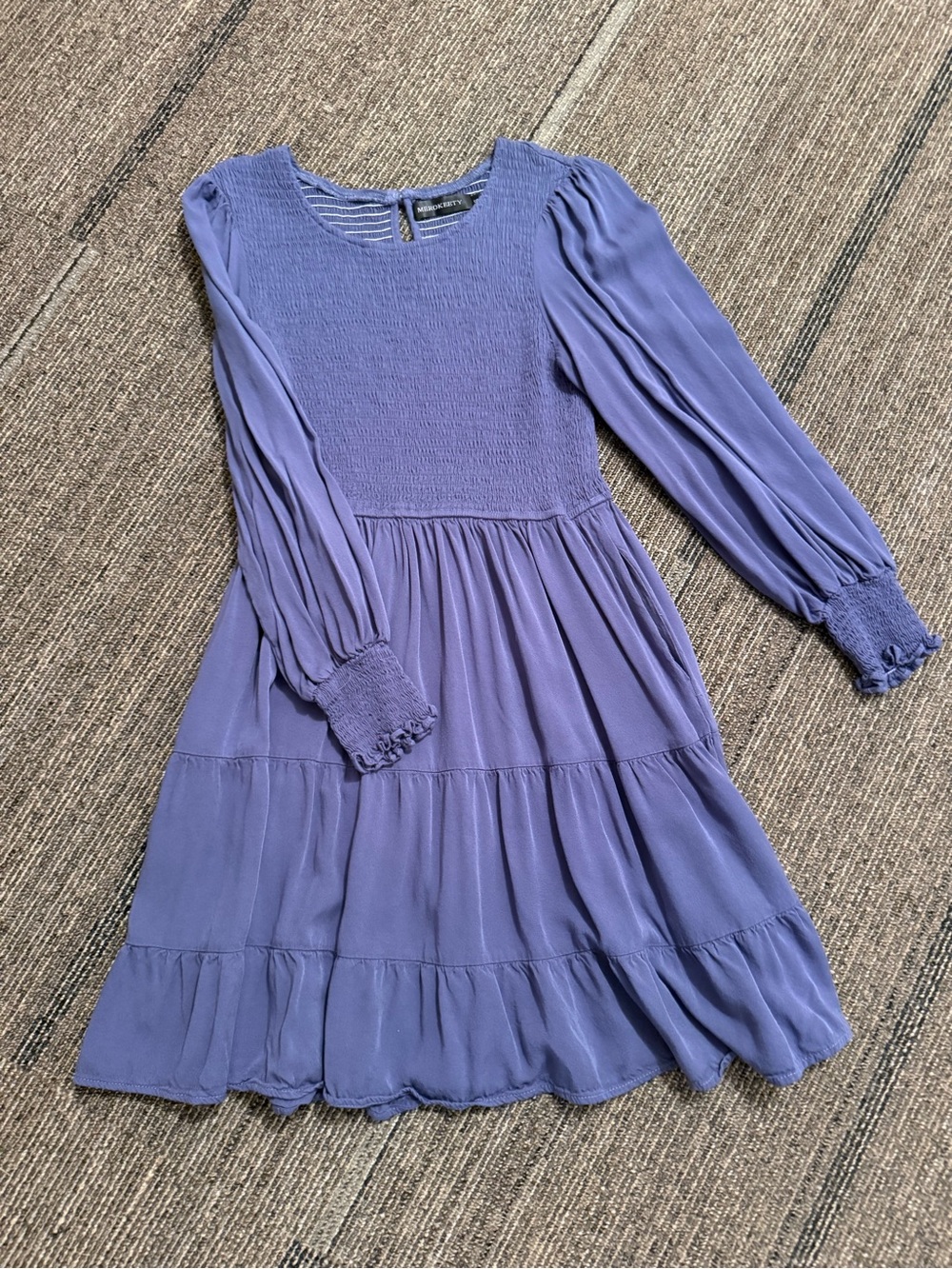 Women’s blue Long-Sleeve Tiered Dress
